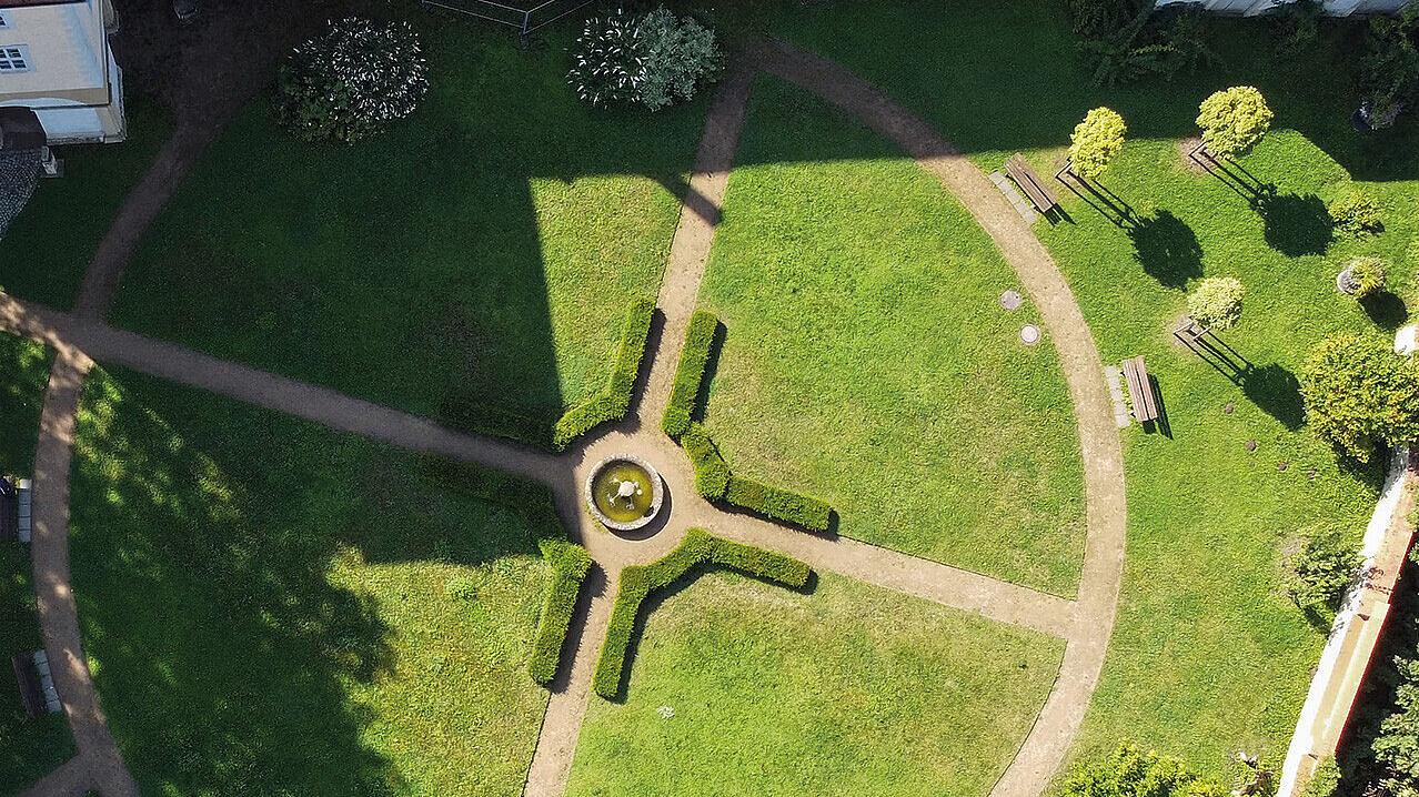 undefined. © https://cuatrocerodesign.com. © https://cuatrocerodesign.com