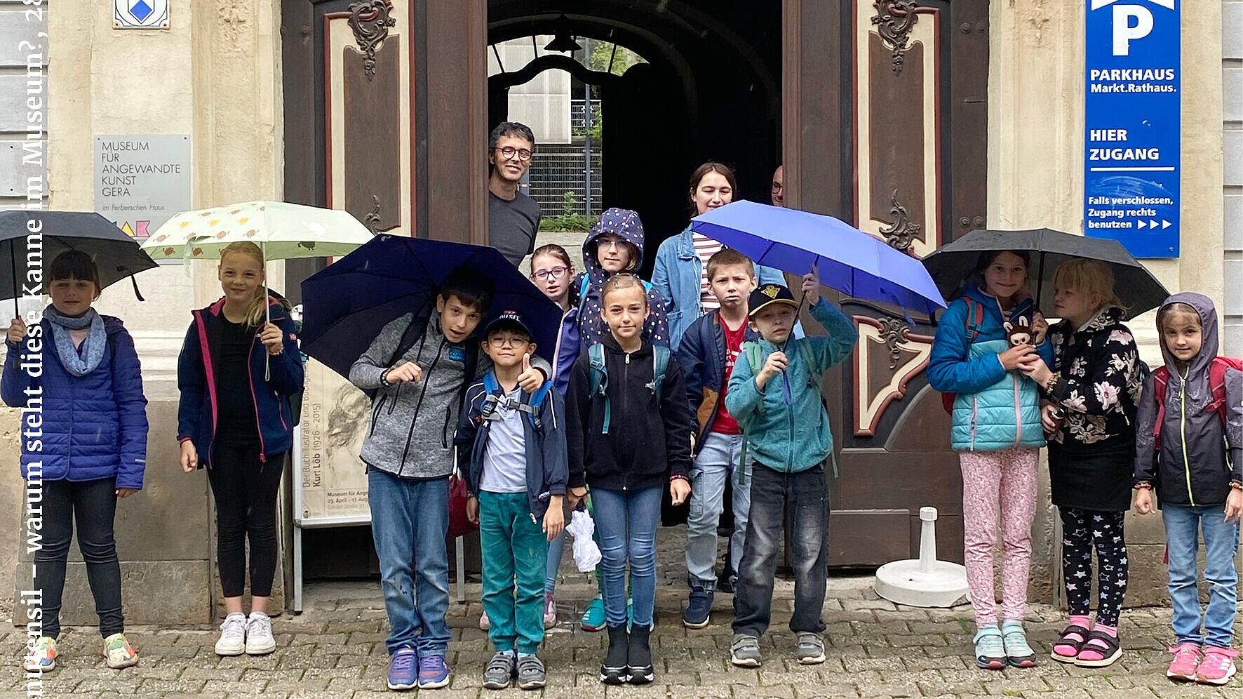 undefined. © VuS. © VuS