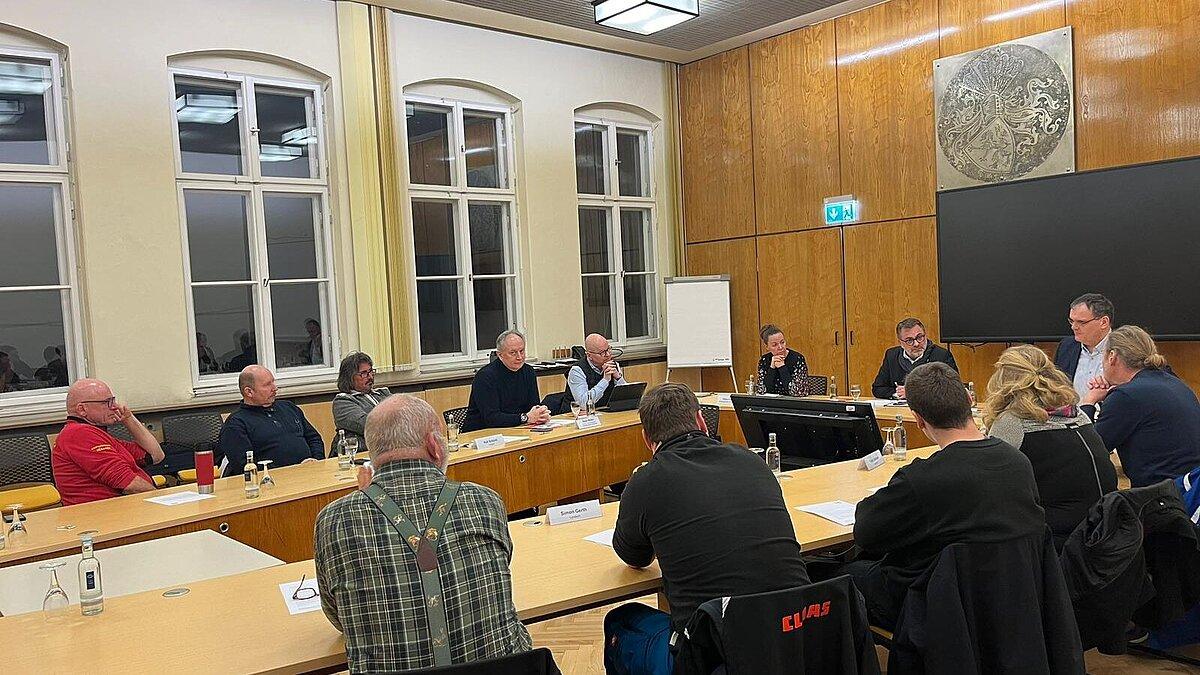 ein Treffen mit Bauern im Rathaus . © Stadt Gera