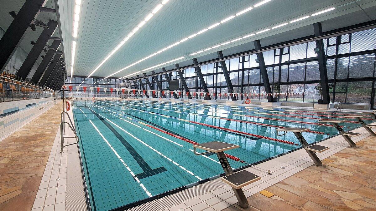 Ein Blick ins innere des Hofwiesenbads. © Stadt Gera