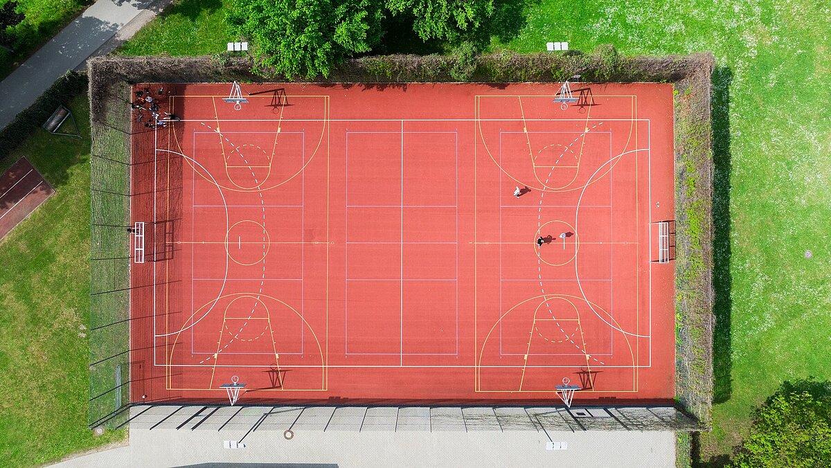 Basketballfeld aus der Vogelperspektive. © Stadt Gera