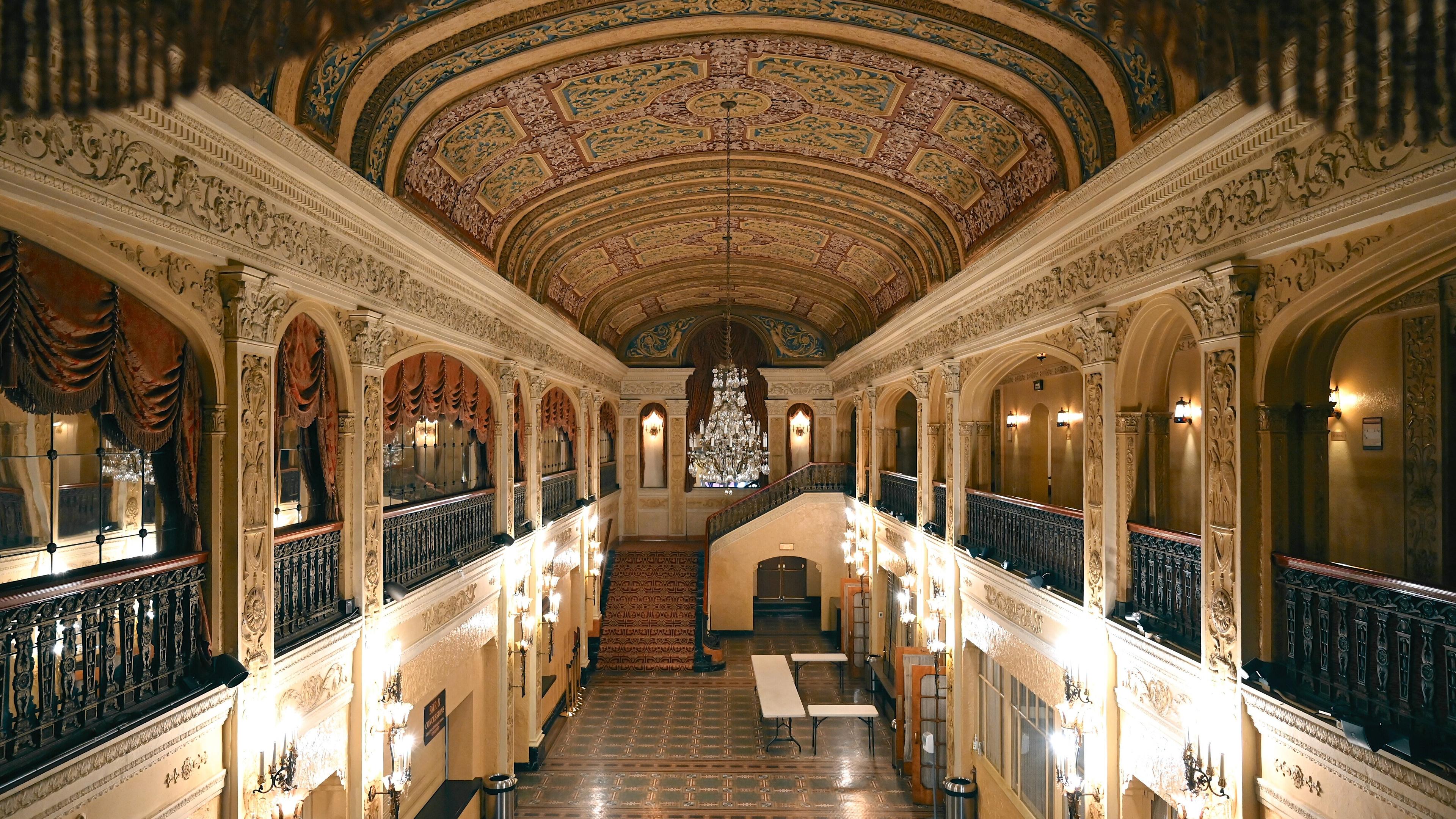 undefined. © Ramon Miller. © Ramon Miller