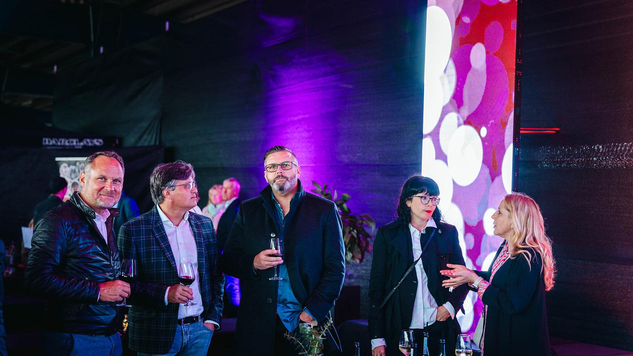 undefined. © Tony Matysik. © Tony Matysik