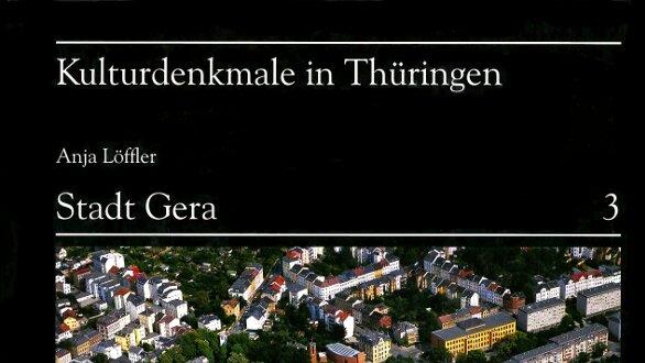 Vorderansicht des Buches mit Luftbildaufnahme der Altstadt Gera. © Stadt Gera