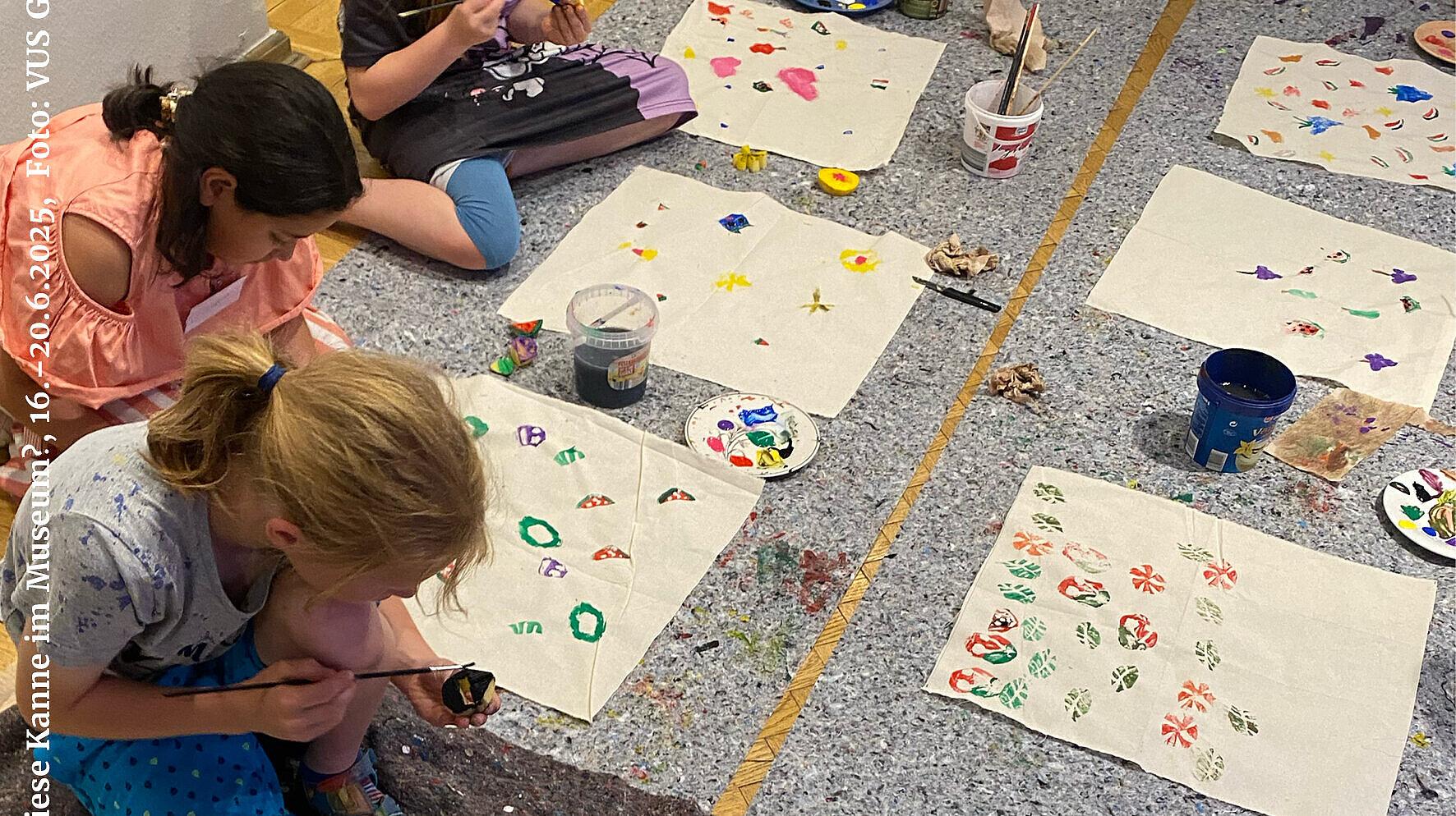 undefined. © VuS. © VuS