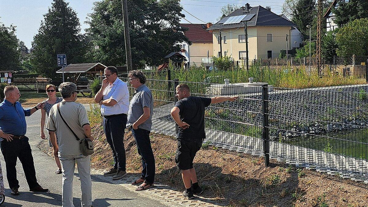 Oberbürgermeister Kurt Dannenberg besucht den Ortsteil in Geras Norden. © Stadt Gera
