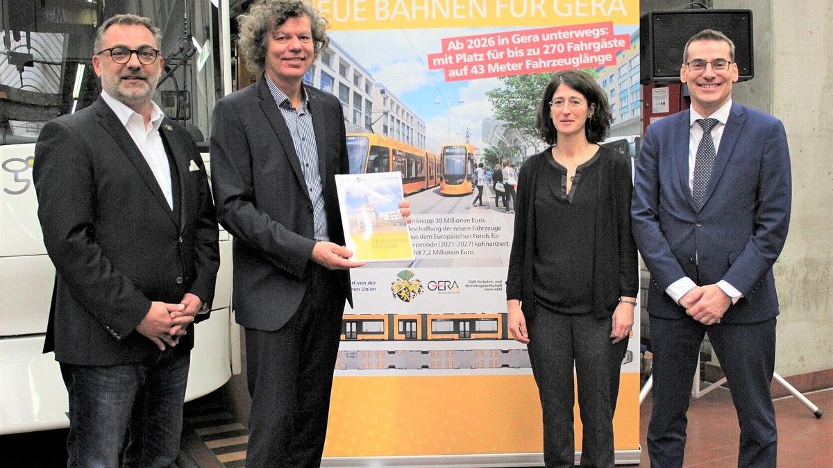 Vertrag Stadler liefert sechs neue Straßenbahnen für Gera